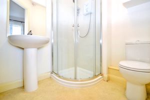 En-suite- click for photo gallery